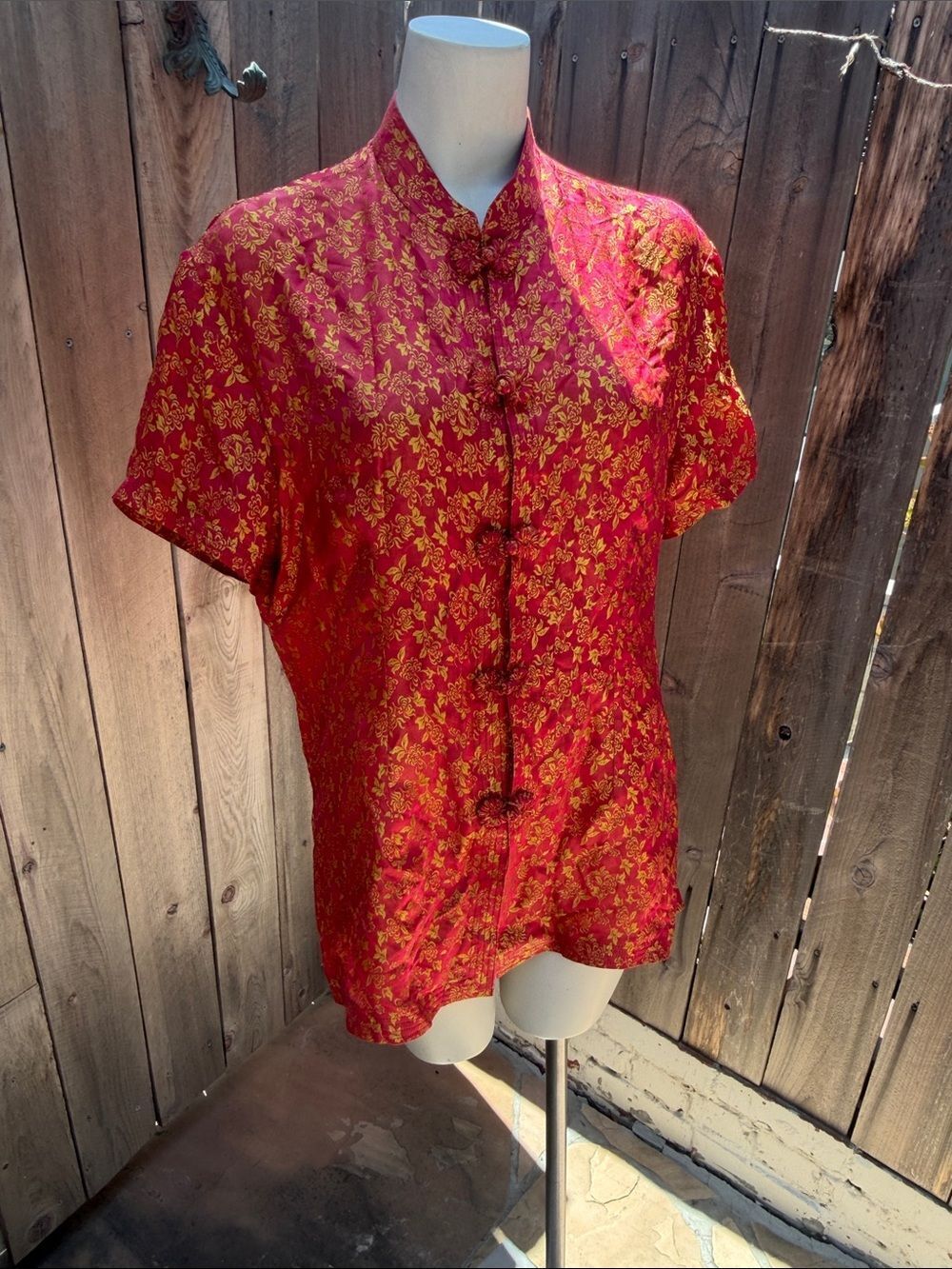 Vintage Red & Gold Floral Mandarin Collar Women's blouse